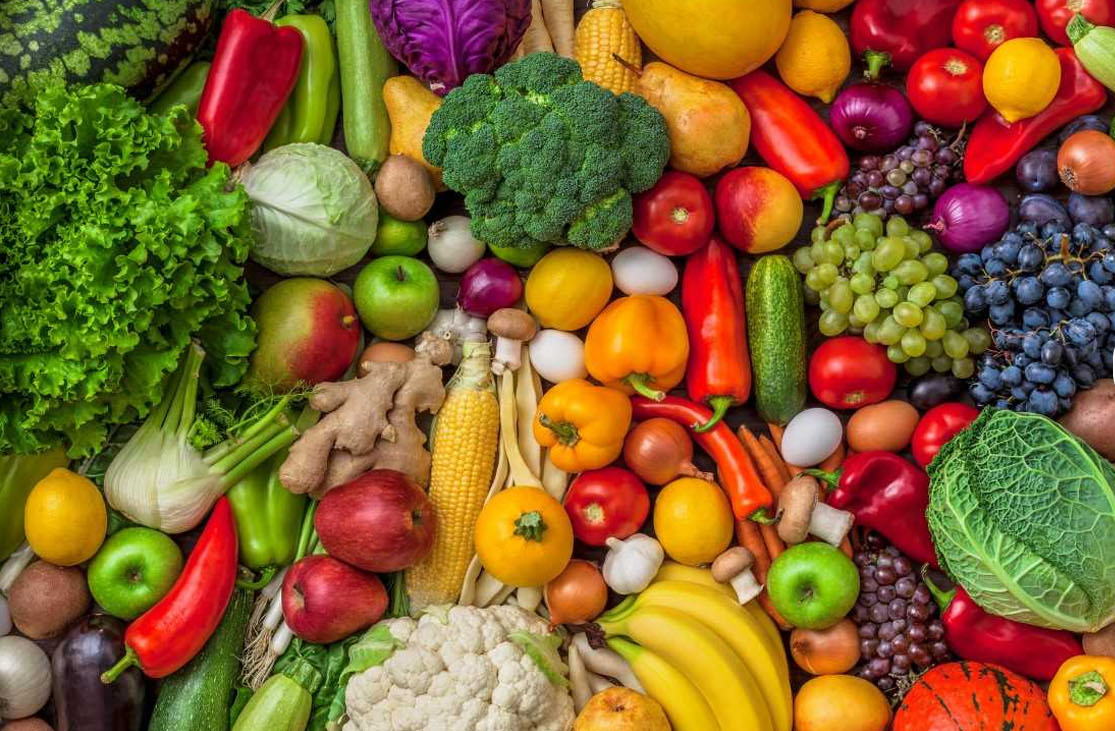 طنازی رنگها و قیمتها در 60 قلم میوه این روزهای زمستان