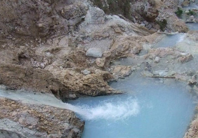 علت کاهش دبی چشمه سلیمانیه کاشان بررسی میشود