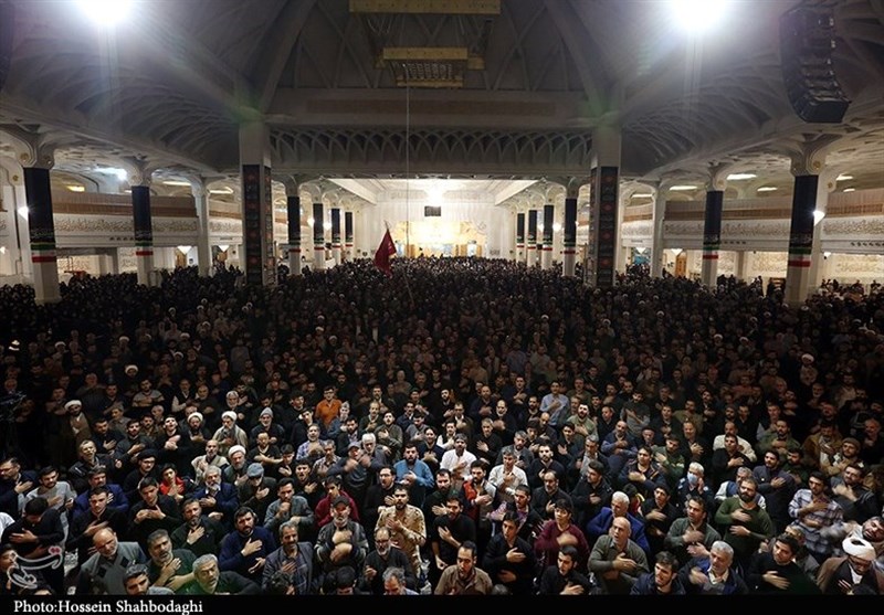 مراسم عزاداری شهادت امام موسی کاظم(ع) در حرم حضرت معصومه(س) از نگاه دوربین