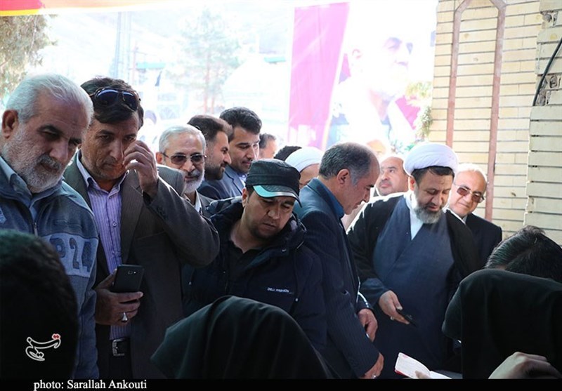 مشارکت در انتخابات برای تعیین سرنوشت مردم موثر است/ با انتخاب فرد متخصص مجلس قوی تشکیل میشود