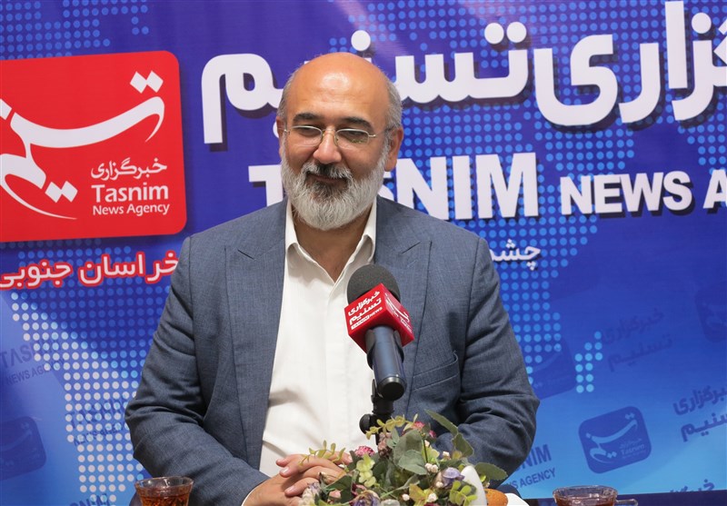 نامزدها تنها به بیان کارنامه و برنامههای خود بپردازند