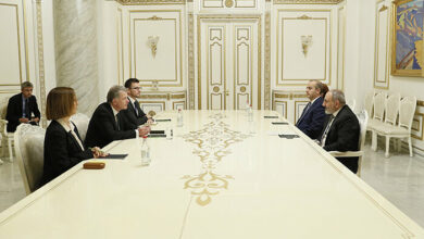 نخستوزیر ارمنستان با رییس MI۶ انگلیس دیدار کرد