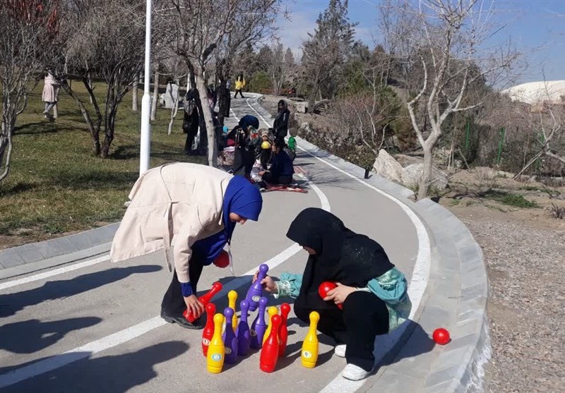 نخستین اردوی مادر و دختری در مشهد/ ترویج زیست عفیفانه از طریق بازیهای کودکانه