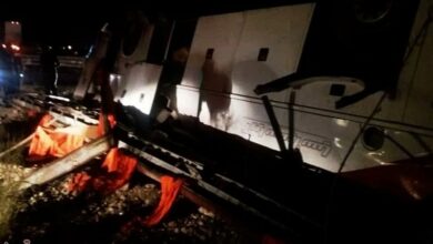 واژگونی اتوبوس در جاده سرچم با 16 مصدوم 