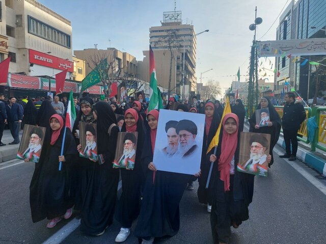 گزارش خبرنگاران ایسنا از حاشیههای راهپیمایی ۲۲ بهمن ۱۴۰۲