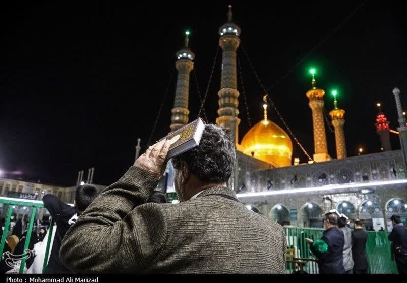 احیای شب نوزدهم رمضان در حرم حضرت معصومه(س) + فیلم