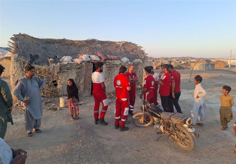 ارزیابی و خدماترسانی به 1482 خانوار سیلزده سیستان و بلوچستان + تصویر