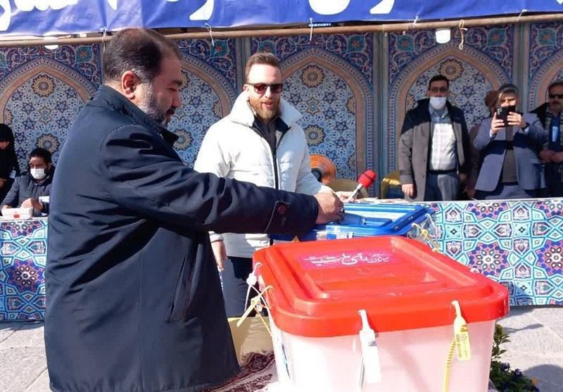 استاندار اصفهان:مردم اصفهان در عرصههای مختلف همیشه پیشتاز بودهاند