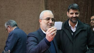 استاندار کرمان: مشکلی در فرآیند رایگیری در شعب اخذ رای استان کرمان نداریم + تصاویر