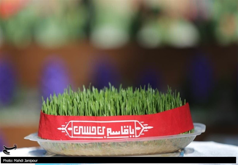 اصفهانیها در جوار شهدا به استقبال بهار رفتند