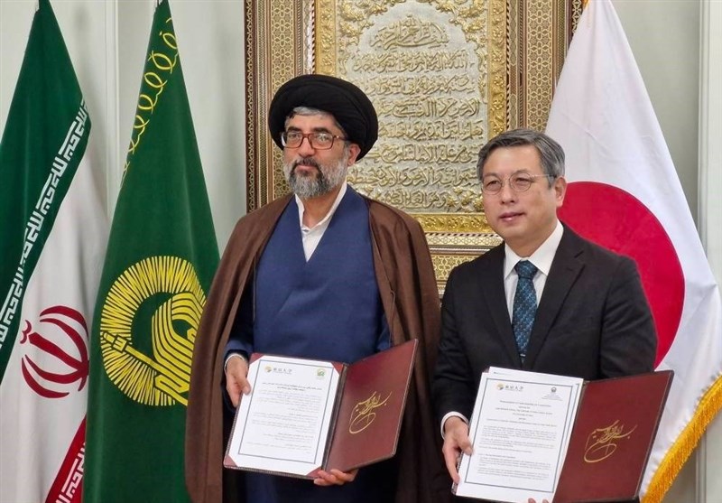 امضای تفاهمنامه همکاری کتابخانههای رضوی و کتابخانه دانشگاه توکیو