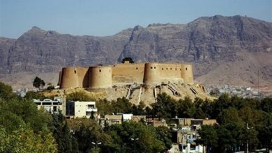 بازدید مسافران از «فلکالافلاک»، شاهکار معماری لرستان