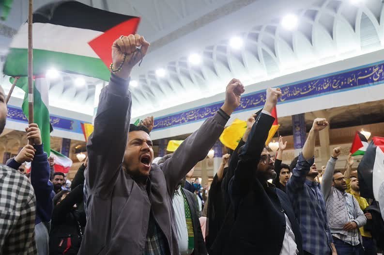 تجمع مردم قم در محکومیت جنایات رژیم صهیونیستی+ تصاویر