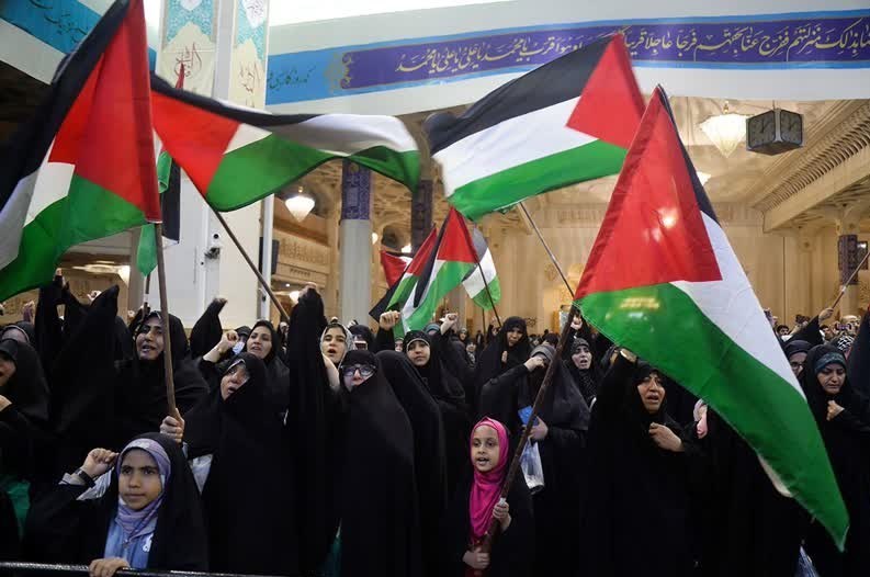 تجمع مردم قم در محکومیت جنایات رژیم صهیونیستی+ تصاویر و فیلم