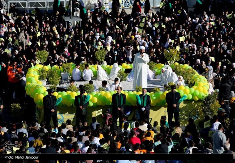 جشن 20 هزار نفری روزه اولیها در اصفهان + فیلم