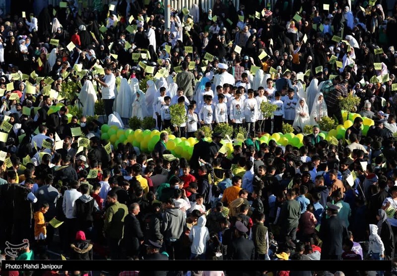 جشن 20 هزار نفری روزه اولیها در اصفهان + فیلم