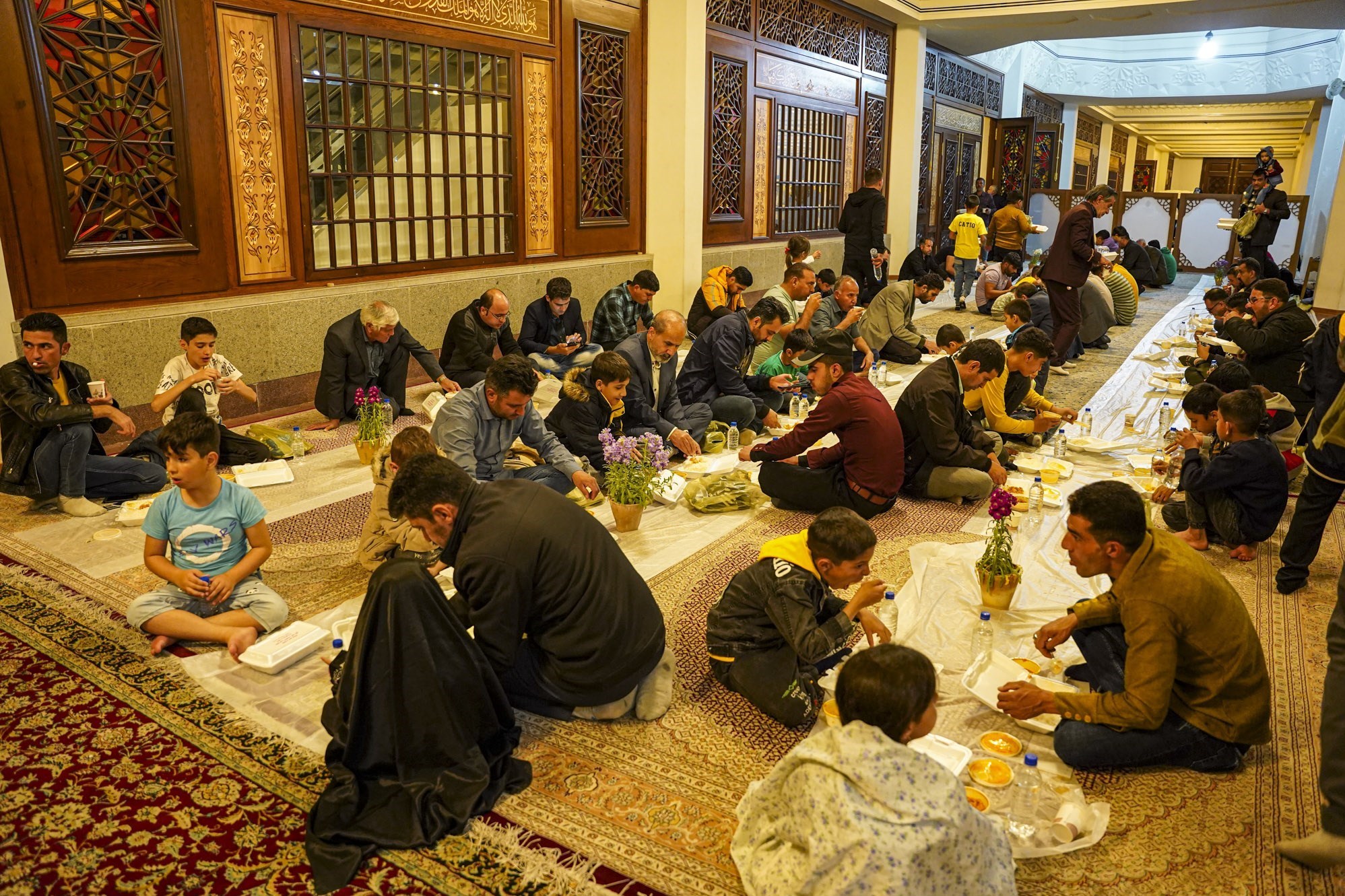 جشن میلاد کریم اهلبیت در سومین حرم اهلبیت + تصویر