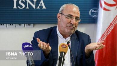 حاجیدلیگانی: باید موانع حضور مردم در فعالیتهای اقتصادی برداشته شود