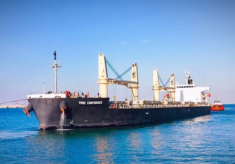 حمله به کشتی آمریکایی در جنوب یمن / 3 نفر مفقود و 4 نفر زخمی شدند