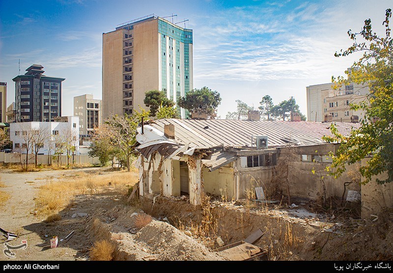 رئیس دانشگاه الزهرا: ساکنان ده ونک متصرفین غیرقانونی هستند