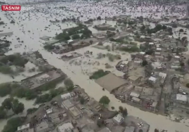 روایت میدانی خبرنگار تسنیم از کانون اصلی سیل بلوچستان/ اکثر دامها تلف شدند/ مسئولان این منطقه را دریابید! + فیلم