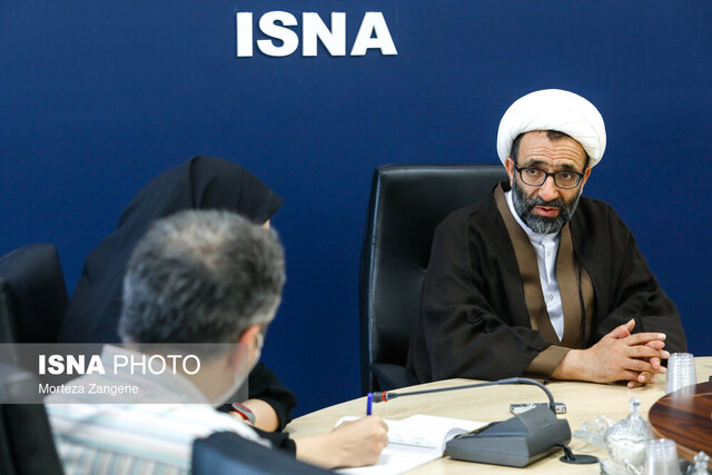 سلیمی: باید ظرفیتهای مردم را در کشور به رسمیت شناخت