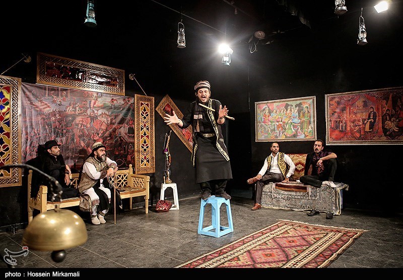 شاهنامهخوانی اساتید ادبیات در محفل "نکوداشت شاهنامه"+ فیلم