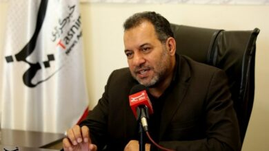 شرکتهای شبه دولتی به مردم واگذار شود