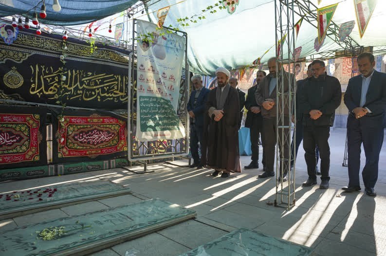 شکوه انتخاب در سومین حرم اهلبیت علیهم السلام به روایت تصویر