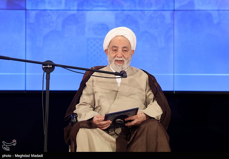 قرائتی: قرآن و اهل بیت(ع) از هم جدا نیستند