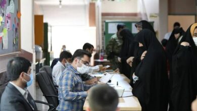 لحظاتی از حضور مراجع تقلید و علما در پای صندوقهای رأی + فیلم