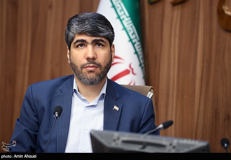 لطیفی: برای 150 نفر بازنشسته مجوز فعالیت صادر شد