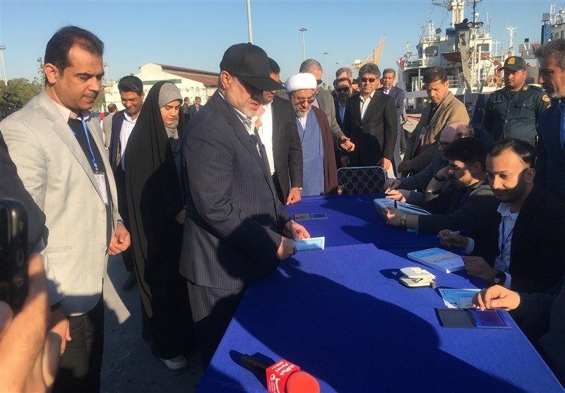 مشارکت حداکثری بوشهریها در انتخابات 11 اسفند + فیلم و تصویر