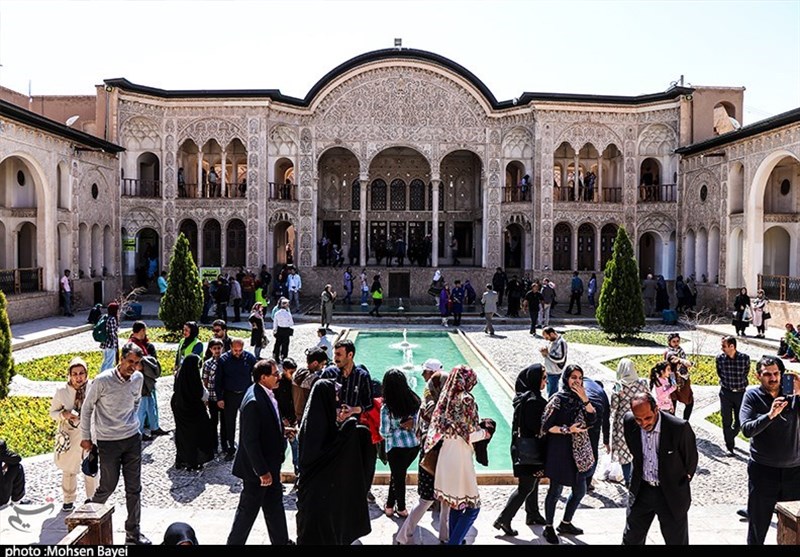 مشکلات گردشگری کاشان از زبان مسافران+فیلم