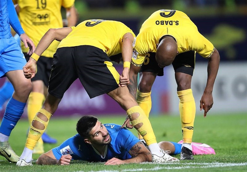 مظفری: داور دیدار سپاهان و پیکان نمره قبولی نگرفت/ بازی امروز نقطه اوج اشتباهات داروی بود