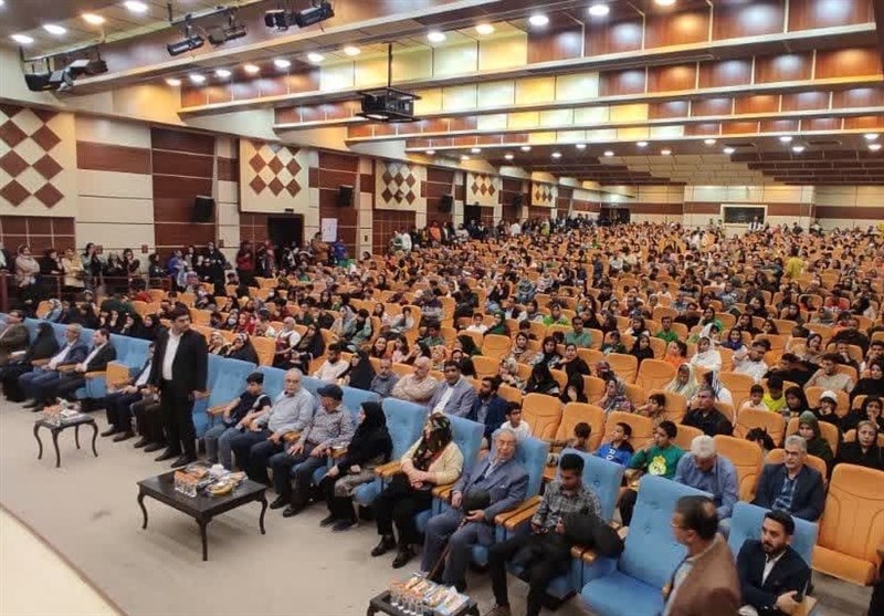 معرفی "شهروند افتخاری، چهره ماندگار و شهید شاخص" بوشهر+ تصویر