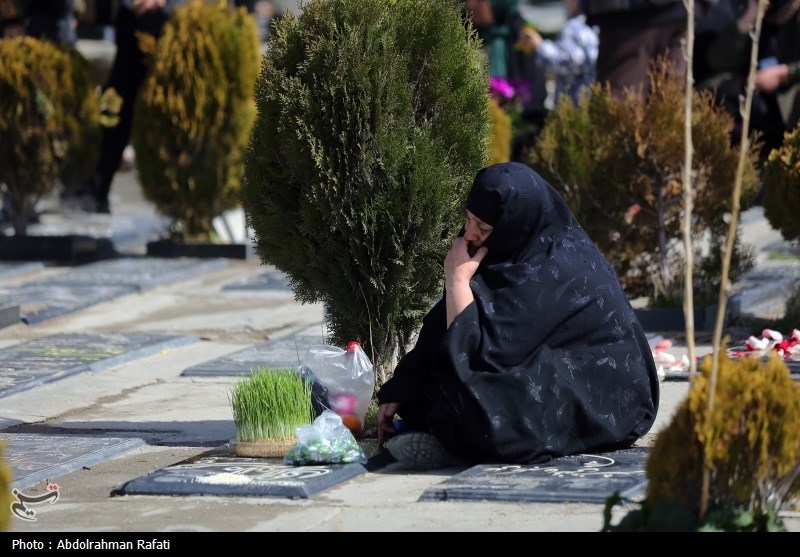 میثاق لرستانیها با شهدا در پنجشنبه آخر سال/ گزارش خبرنگار تسنیم را ببینید + فیلم و تصاویر