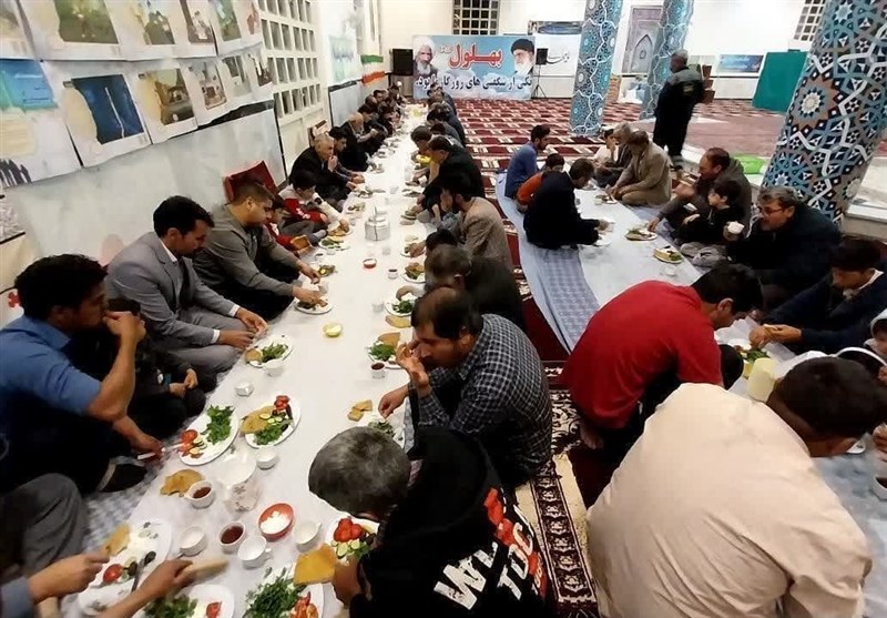 میزبانی گنابادیها از مسافران نوروزی