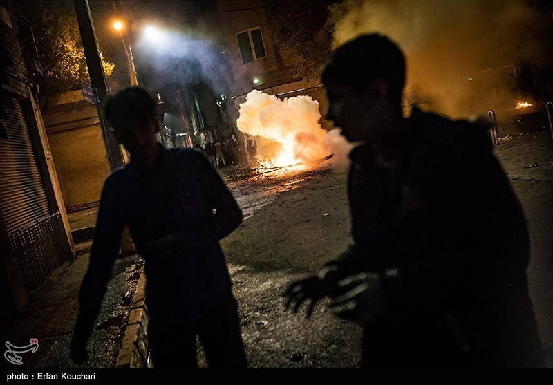 هشدار به اقدامات هنجارشکنانه در شب چهارشنبه آخر سال/از پلمپ مغازههای فروش مواد محترقه تا حبس متخلفین