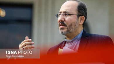 واکنش خلجی به سخنان روحانی درباره گرانشدن بنزین در سال ۹۸