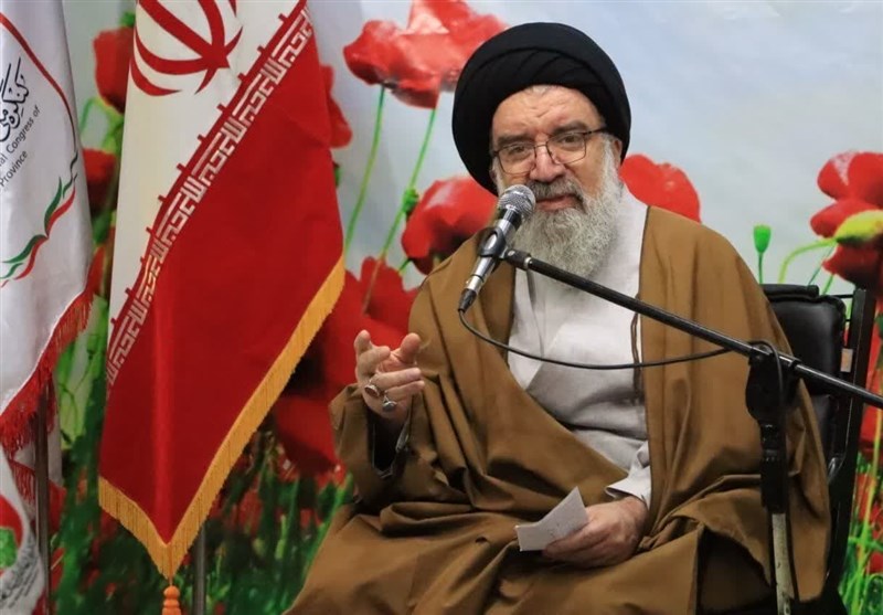 واکنش عضو فقهای شورای نگهبان به رأی ندادن "خاتمی"