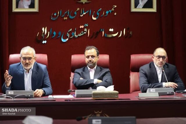 وزارتخانهها آمادهاند اطلاعات لازم را در اختیار منتخبان مجلس بگذارند