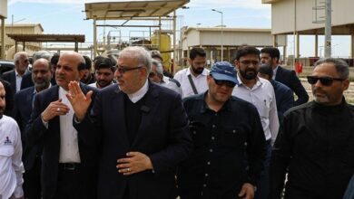 وزیر نفت: مردم منتظر خبرهای خوبی از قراردادهای نفت و گاز باشند/ توسعه میدانهای مشترک توسط متخصصان ایرانی