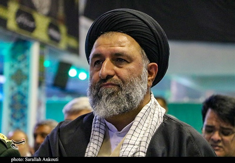 چهره پلیس مکتبی در تراز انقلاب را نشان دهیم