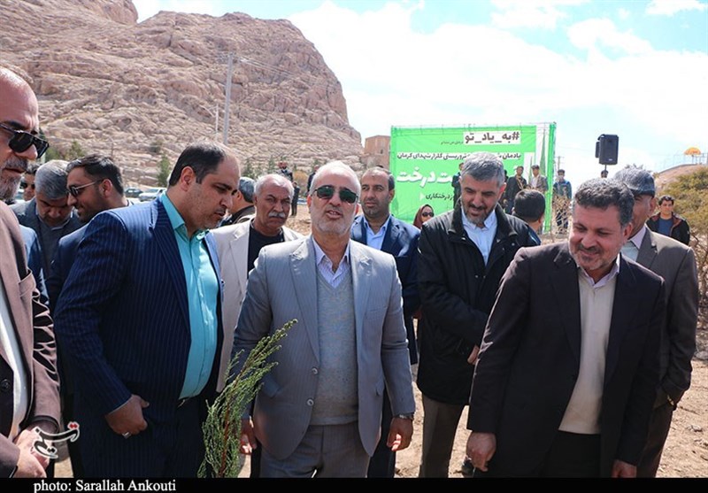 استان کرمان , روز درختکاری , شهید , شهدای کرمان , حمله تروریستی کرمان ,