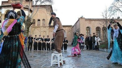 گردشگران خارجی از مهماننوازی کردستانیها میگویند + فیلم