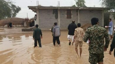 گسیل نیروهای بسیج و سپاه به مناطق سیل زده بلوچستان/ گروههای جهادی میداندار خدمترسانی شدند + فیلم
