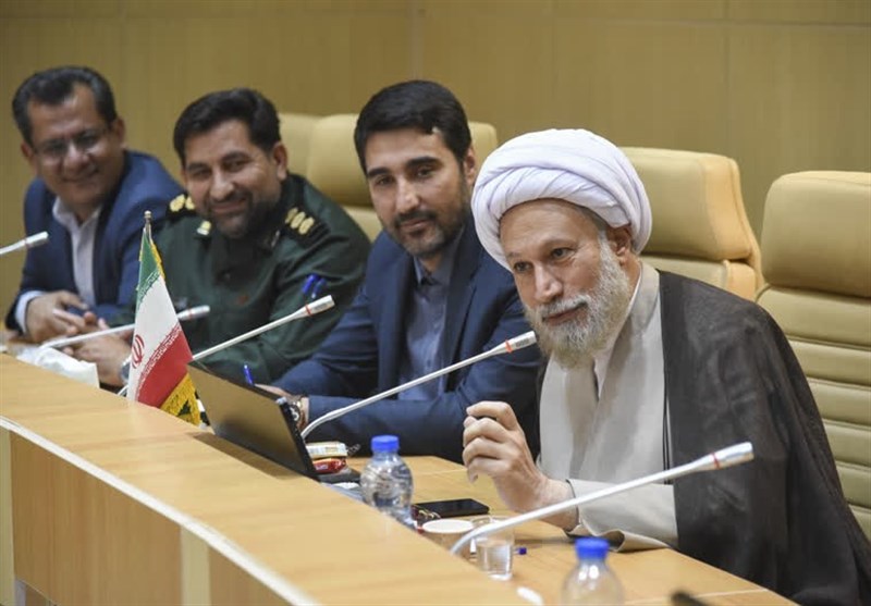 آیتالله دژکام: بیانصافی در حق کارگر نباید انجام شود