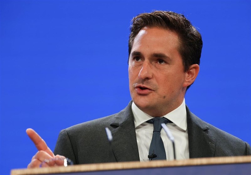 احتمال حبس وزیر انگلیس بدلیل افشای جنایات جنگی در افغانستان