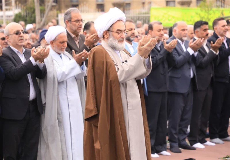 اقامه باشکوهترین نماز عید سعید فطر در سراسر گیلان + تصاویر